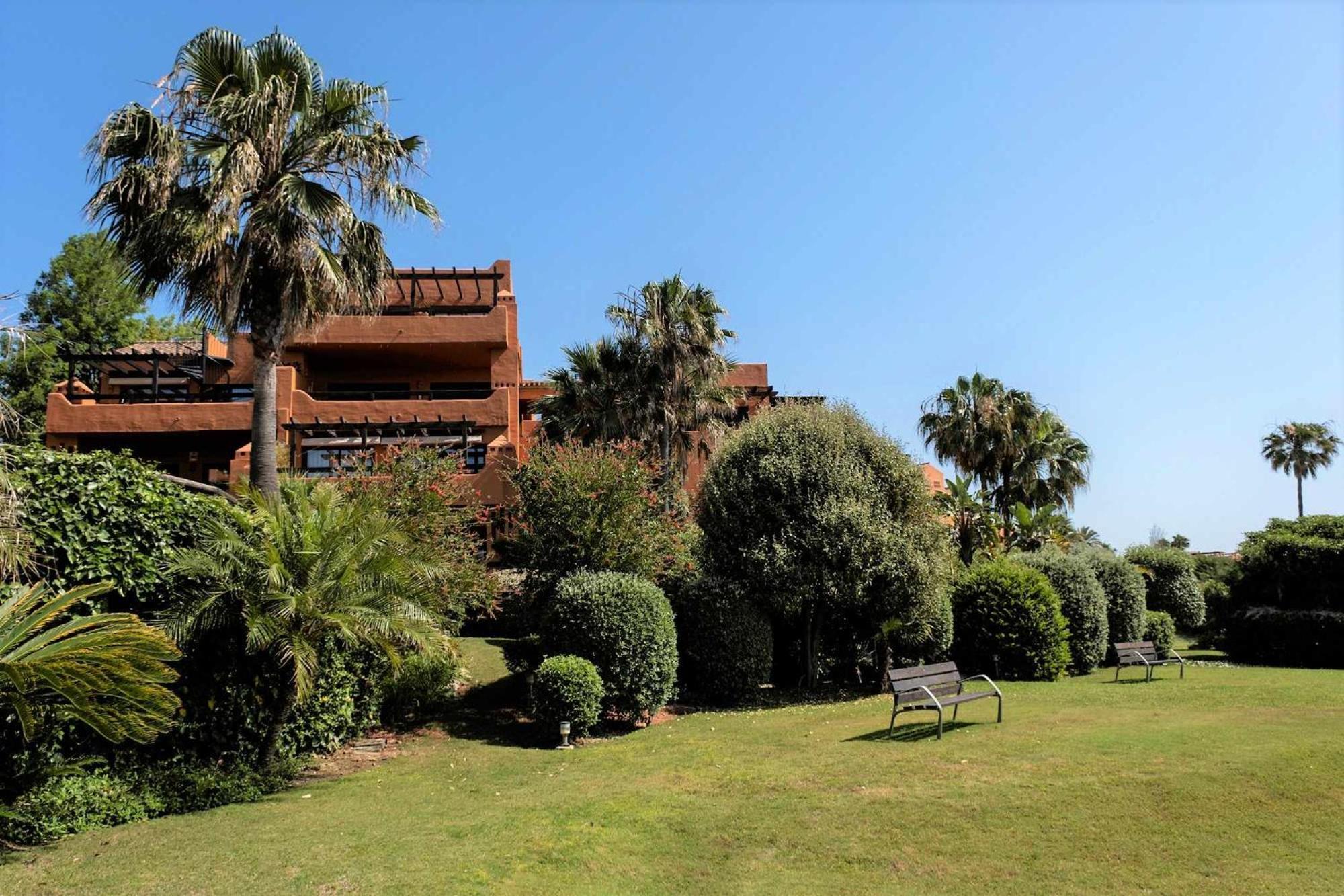 Bougainvillea Bay Estepona Exteriör bild